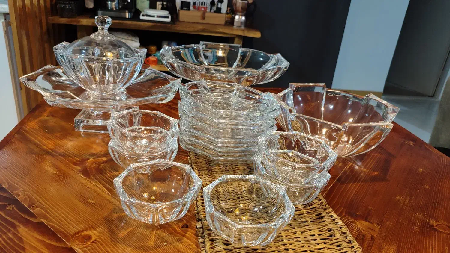 سرویس ۶ نفره لئوپارد|ظروف سرو و پذیرایی|آستانه اشرفیه, |دیوار