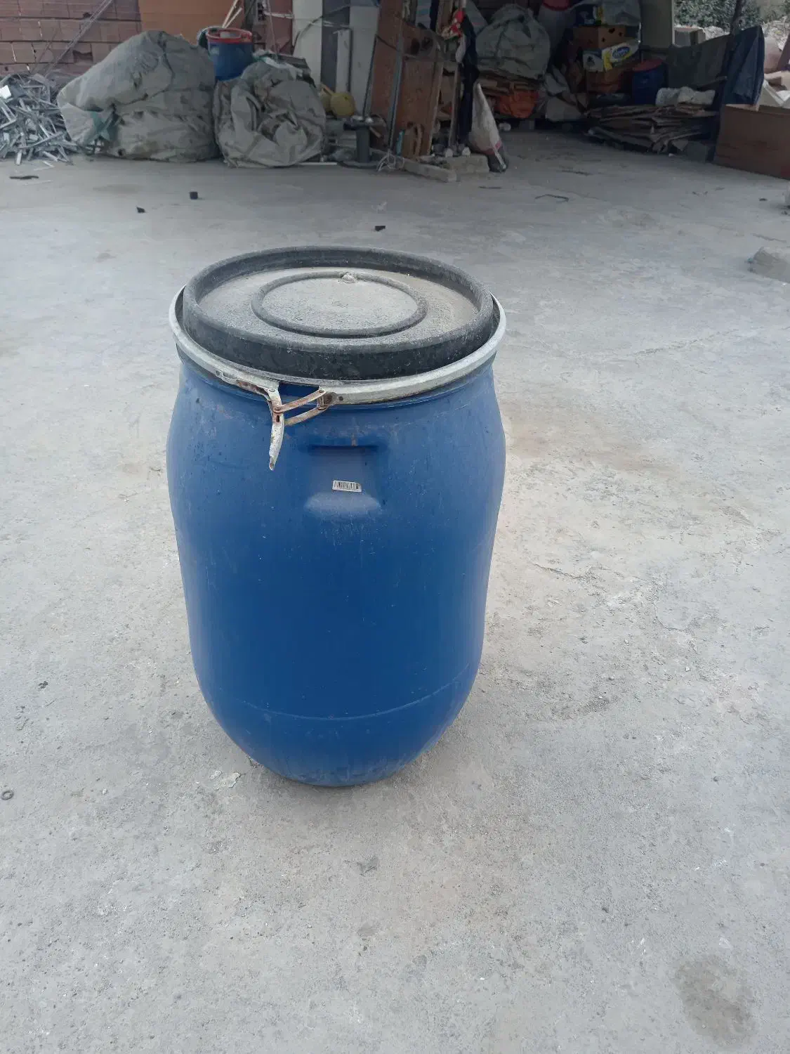 گالن 220 دست دوم تعداد بالا|ظروف نگهدارنده، پلاستیکی، یکبارمصرف|گرگان, |دیوار