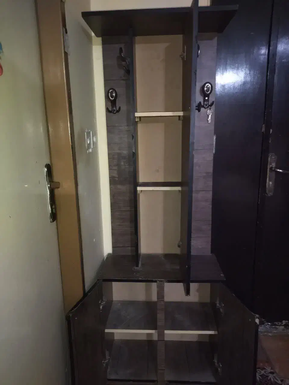 جاکفشی، تلویزیون،میز تلویزیون،گیرنده دیجیتال|جاکفشی، کمد، دراور|زهک, |دیوار