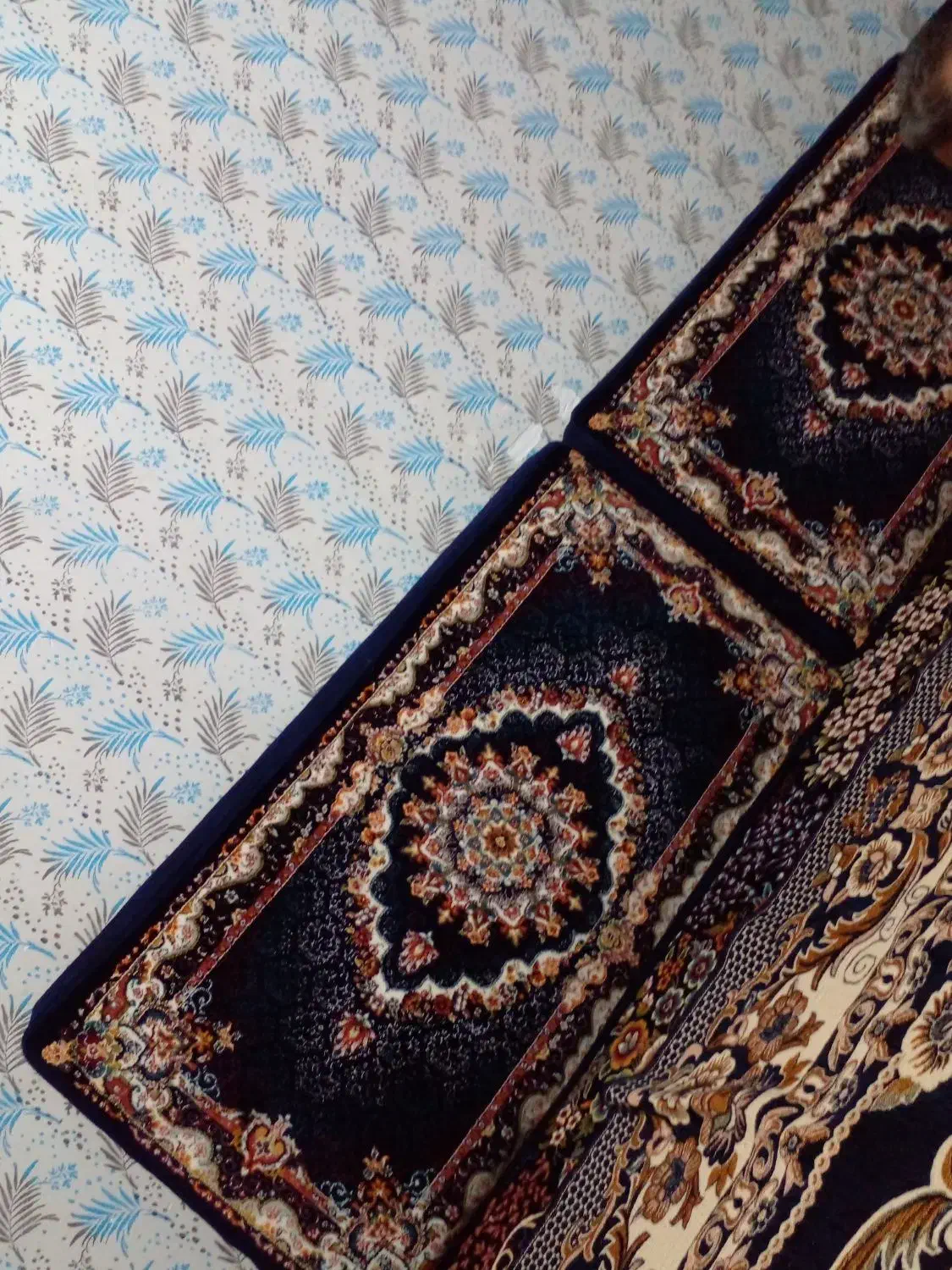 پشتی|پشتی|اقبالیه, |دیوار