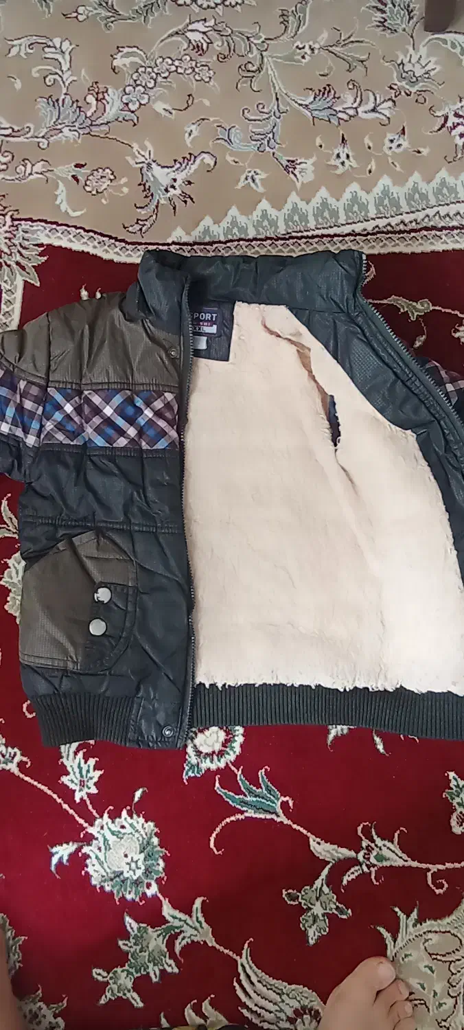 کاپشن|کفش و لباس بچه|یزد, |دیوار