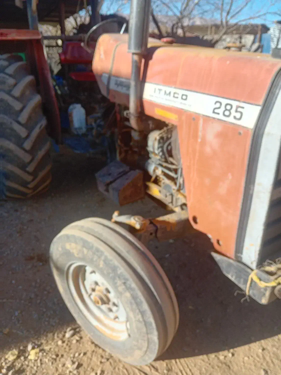 تراکتور۲۸۵|خودرو سنگین|سده (فارس), |دیوار