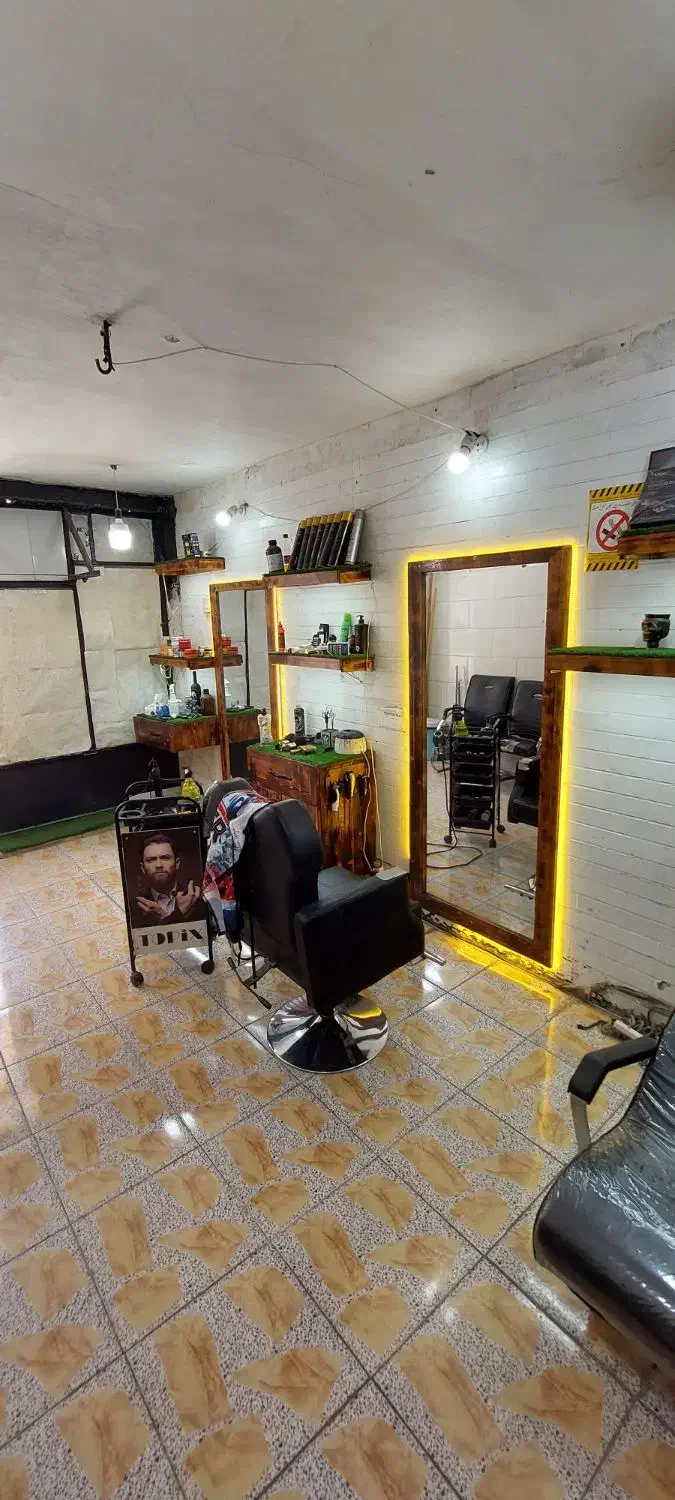 دکور اریشگاه چوبه روسه|آرایشگاه و سالن‌های زیبایی|کارون, |دیوار