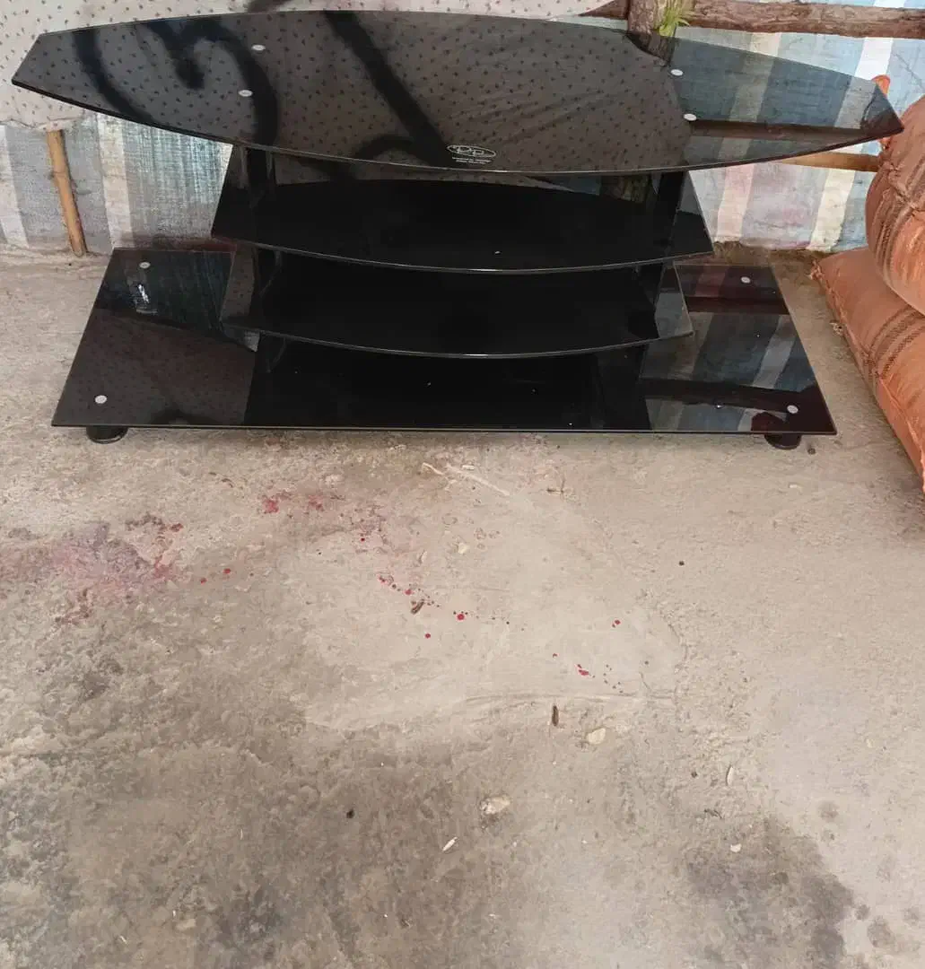 میز تلویزیون|میز تلویزیون|گوراب زرمیخ, |دیوار