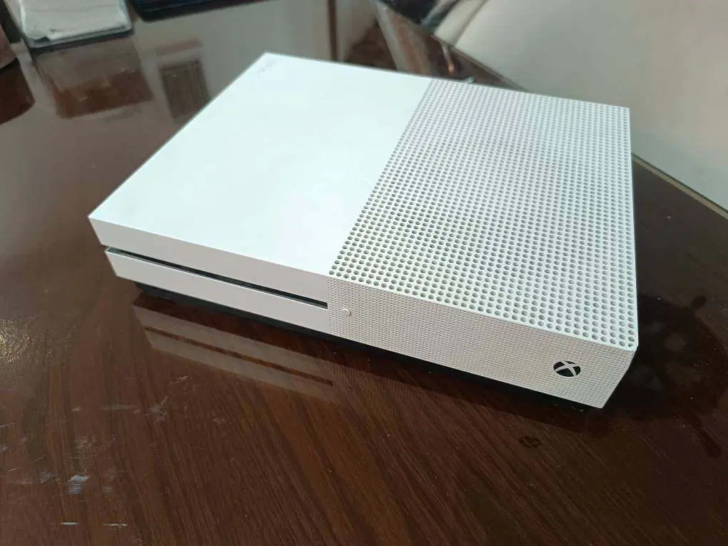 Xbox one s 1tb|کنسول، بازی ویدئویی و آنلاین|تهران, مهرآباد جنوبی|دیوار
