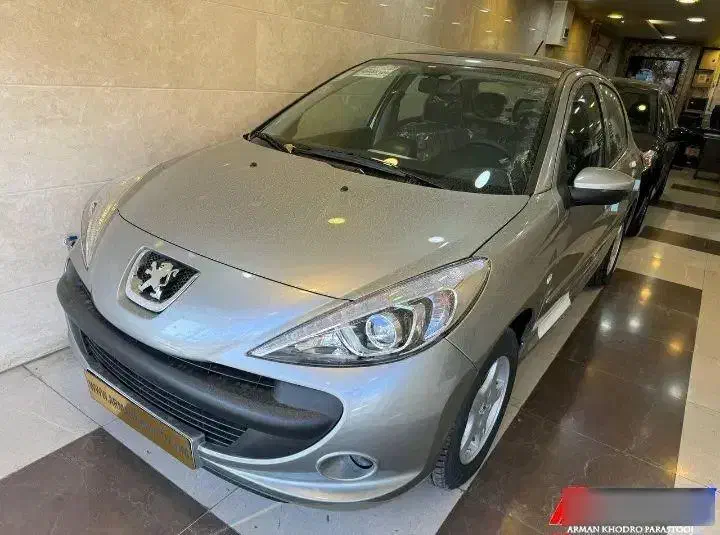 فروش ۲۰۷ اتوماتیک سقف شیشهای پانوراما خشک خشک ۴۰۴|خودرو سواری و وانت|ارومیه, |دیوار