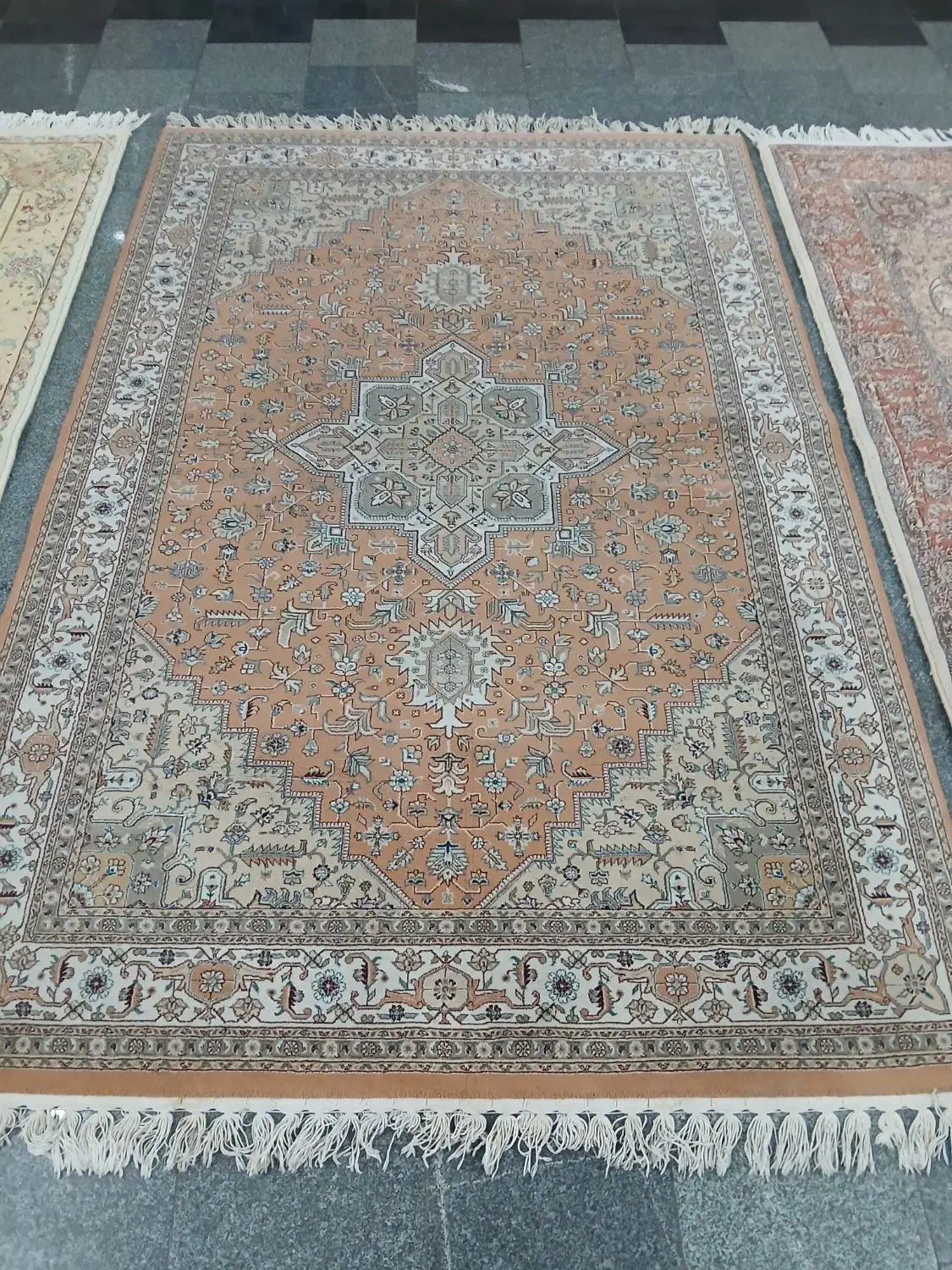 ۲ تخته قالیچه ۲۲۵. در۱۵۰  ۷۰۰ شانه|فرش|تهران, ستارخان|دیوار