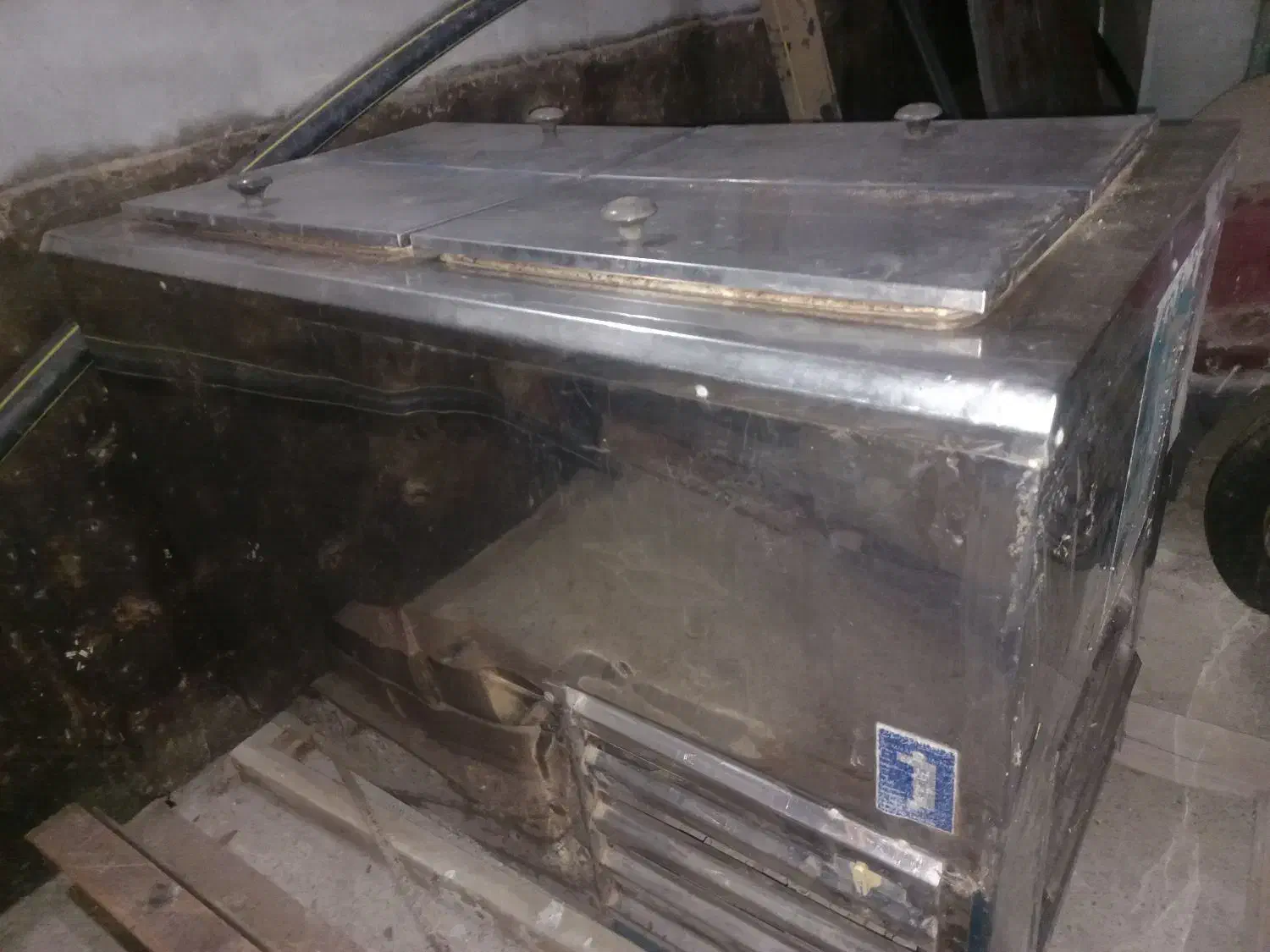 فریزر ۴ درب و یخچال ویترینی|فروشگاه و مغازه|بندر انزلی, چهارفریضه|دیوار