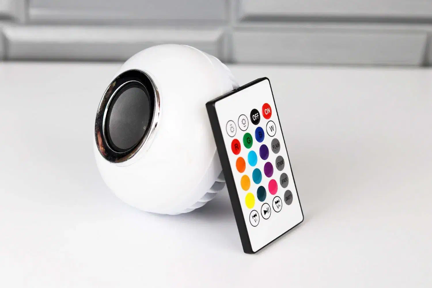 لامپ هوشمند و اسپیکر بلوتوثی|لامپ و چراغ|بومهن, |دیوار