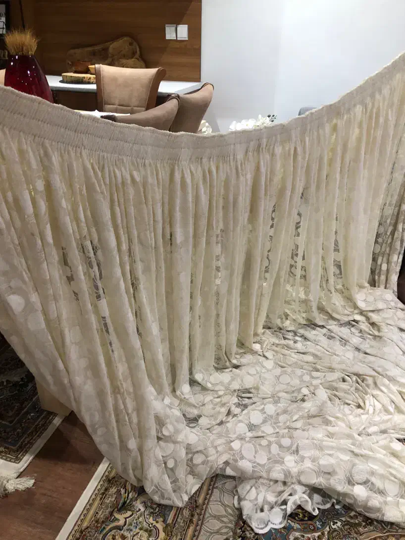 پرده|پرده، رانر، رومیزی|بندر انزلی, گلسرخ|دیوار