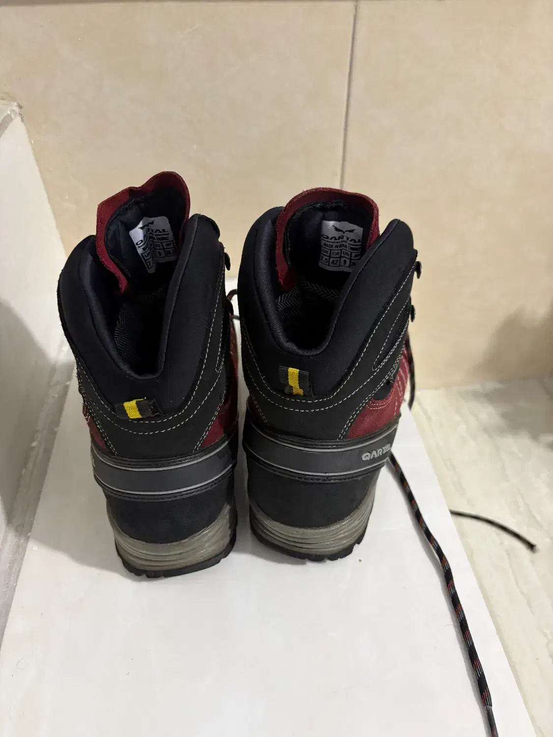 کفش کوهنوردی بدون زدگی|کوهنوردی و کمپینگ|نیشابور, دارایی|دیوار