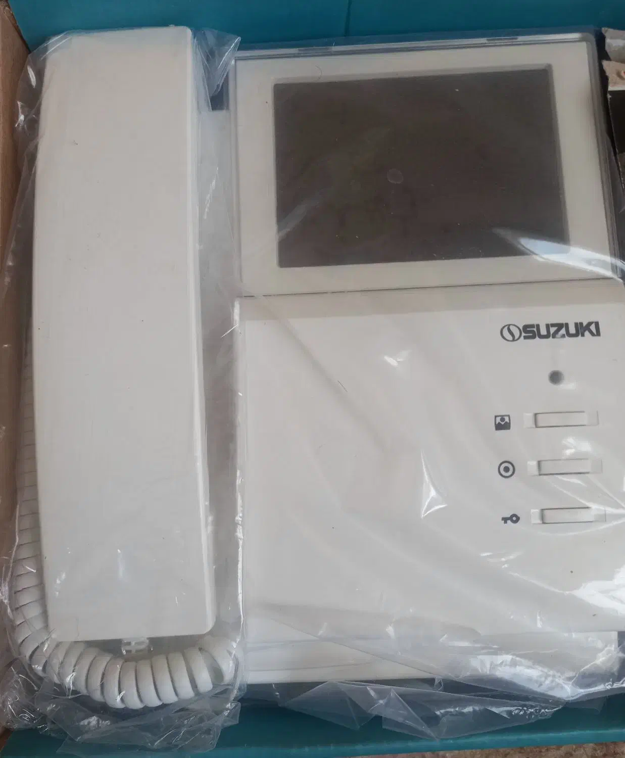 مونیتور دربازکن سوزوکی|صوتی و تصویری|ری, جوانمرد قصاب|دیوار