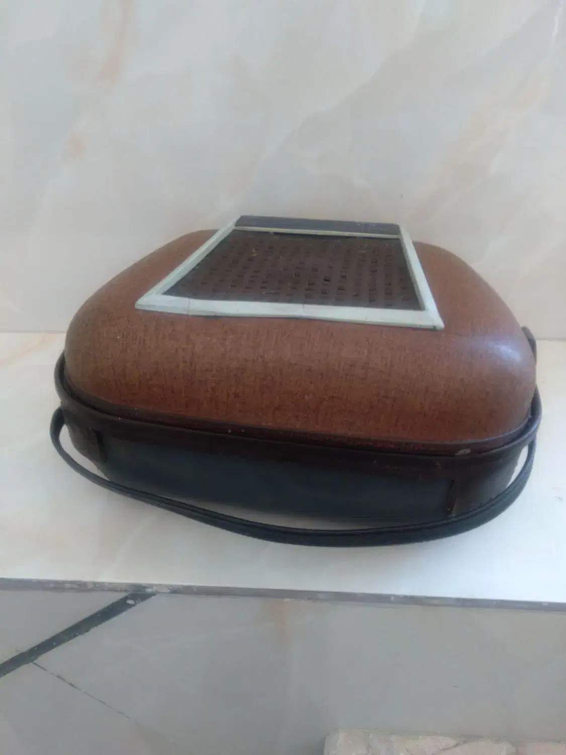 گرامافون تیپازفرانسوی|کلکسیون اشیاء عتیقه|زنجان, |دیوار