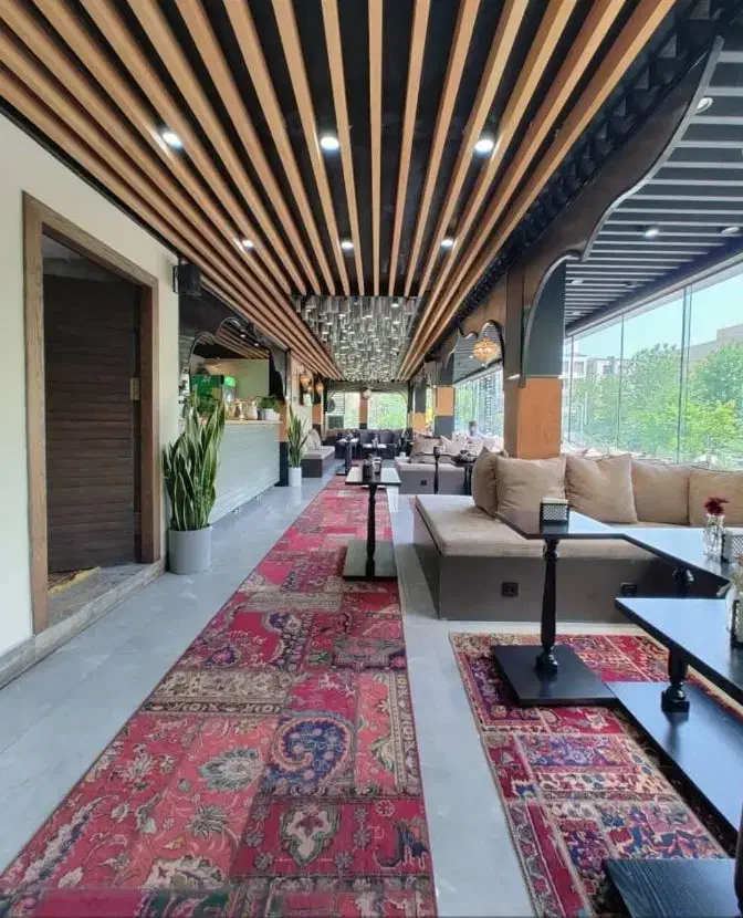 کارگر ساده و سالن کار و سری زن قلیان برای کافه|استخدام خدمات فروشگاه و رستوران|تهران, نیلوفر|دیوار