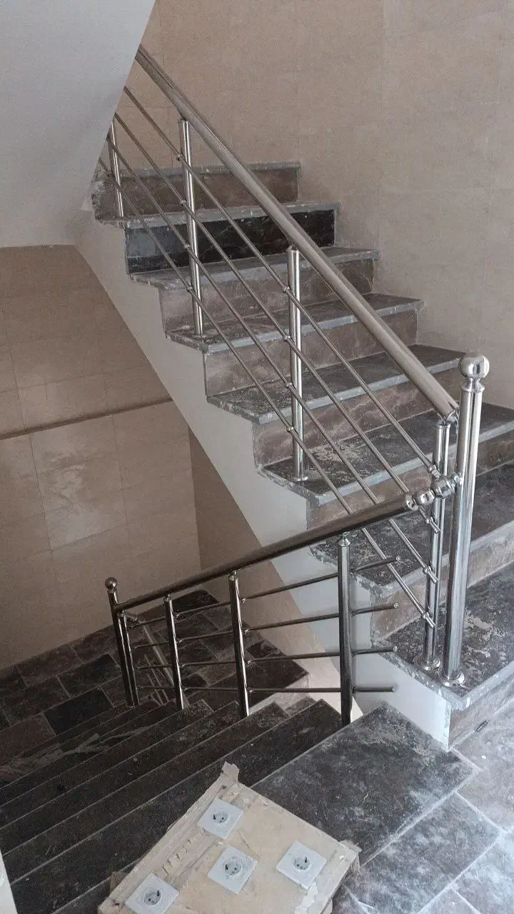 اجرای نرده استیل کناف نقاشی ساختمان|خدمات پیشه و مهارت|بیله سوار, |دیوار