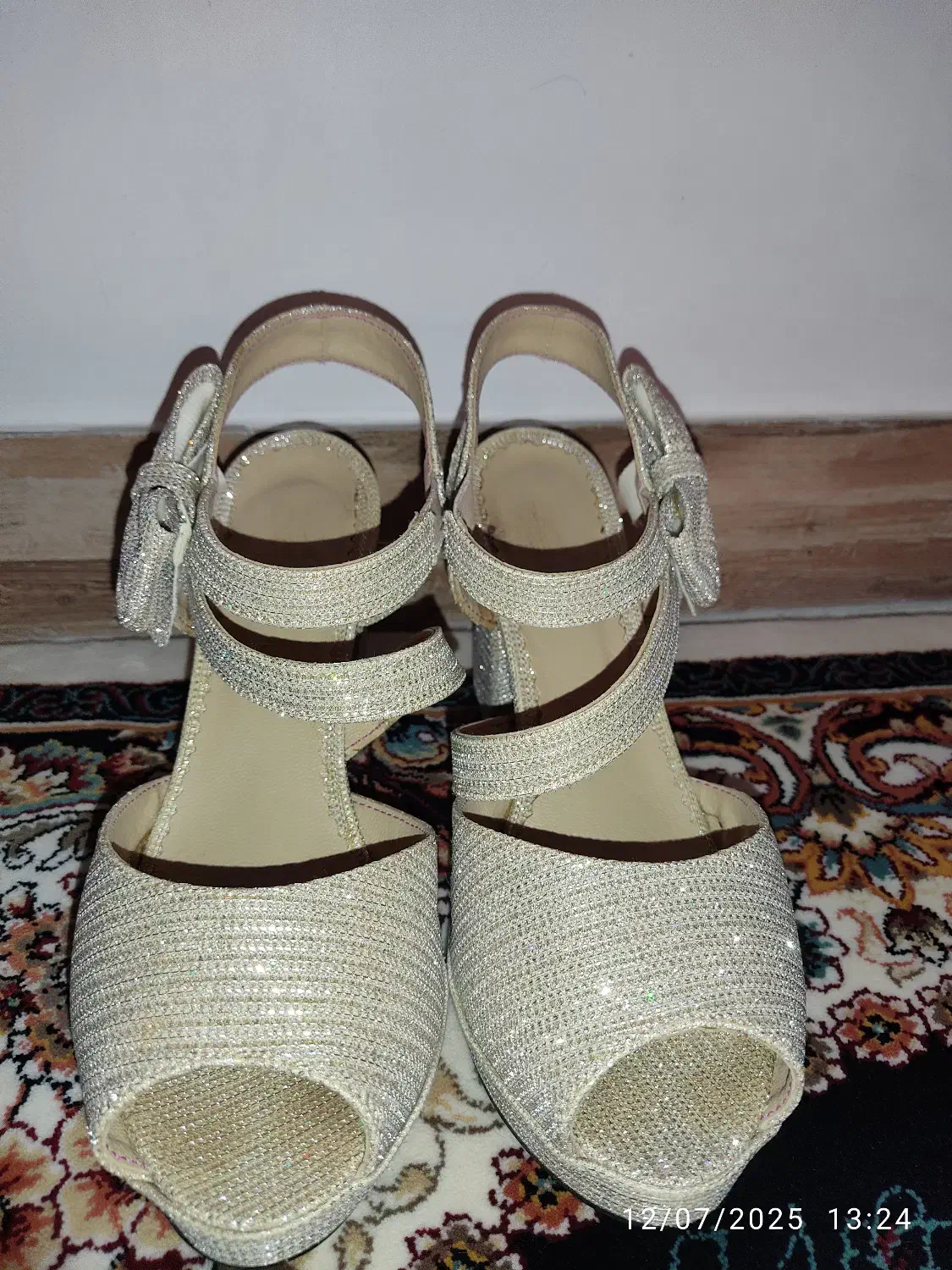 کفش زنانه و دخترانه|کیف، کفش، کمربند|اردبیل, |دیوار