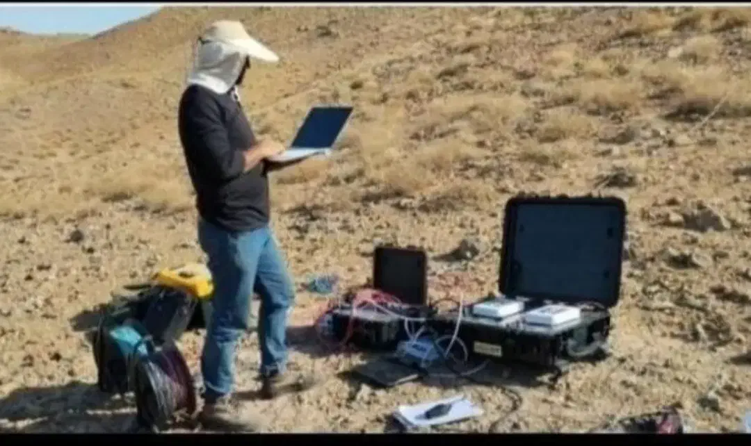 اکشاف اب زیرزمینی، اب یابی|خدمات پیشه و مهارت|نیشابور, محله میدان باغات|دیوار