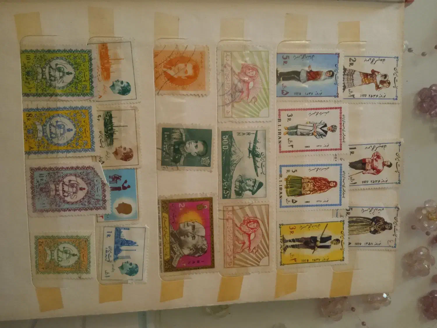 فروش آلبوم تمبر کلکسیونی|کلکسیون سکه، تمبر، اسکناس|کرج, مصباح|دیوار