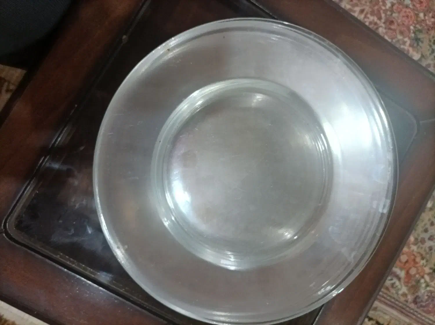 تعدادی ظروف بلور اصل فرانسه (صومعه سرا)|ظروف سرو و پذیرایی|رشت, بازار|دیوار