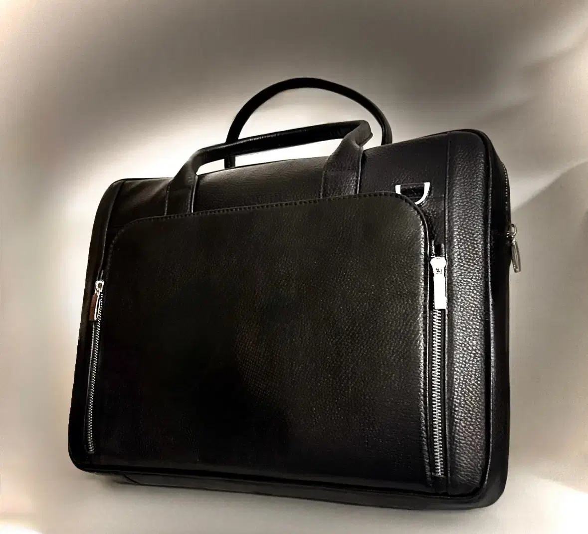 کیف اداری تک و عمده چرم طبیعی کاملا نو|کیف، کفش، کمربند|کرج, عظیمیه|دیوار