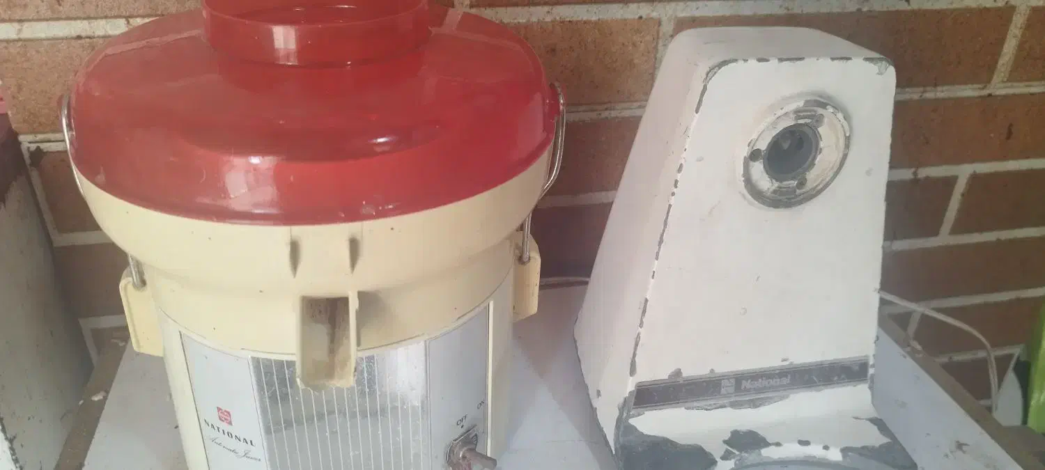 آبمیوه گیری وچرخ گوشت ناسیونال ژاپنی اصل|آبمیوهگیر و آبمرکباتگیر|بوشهر, |دیوار