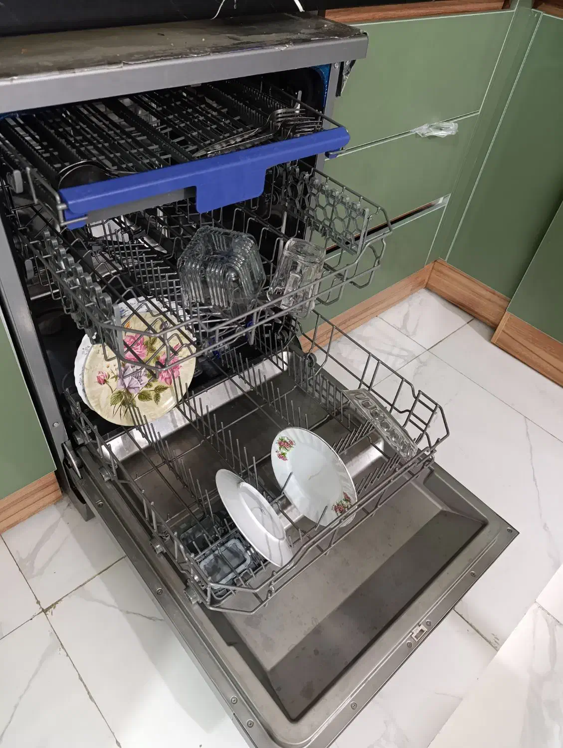 ماشین ظرفشویی|ماشین ظرفشویی|شیراز, دارالرحمه|دیوار