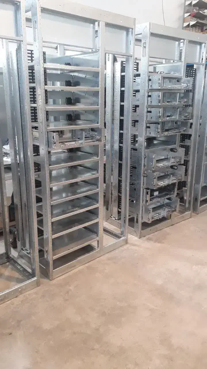 برق صنعتی آریا|خدمات پیشه و مهارت|اشتهارد, |دیوار