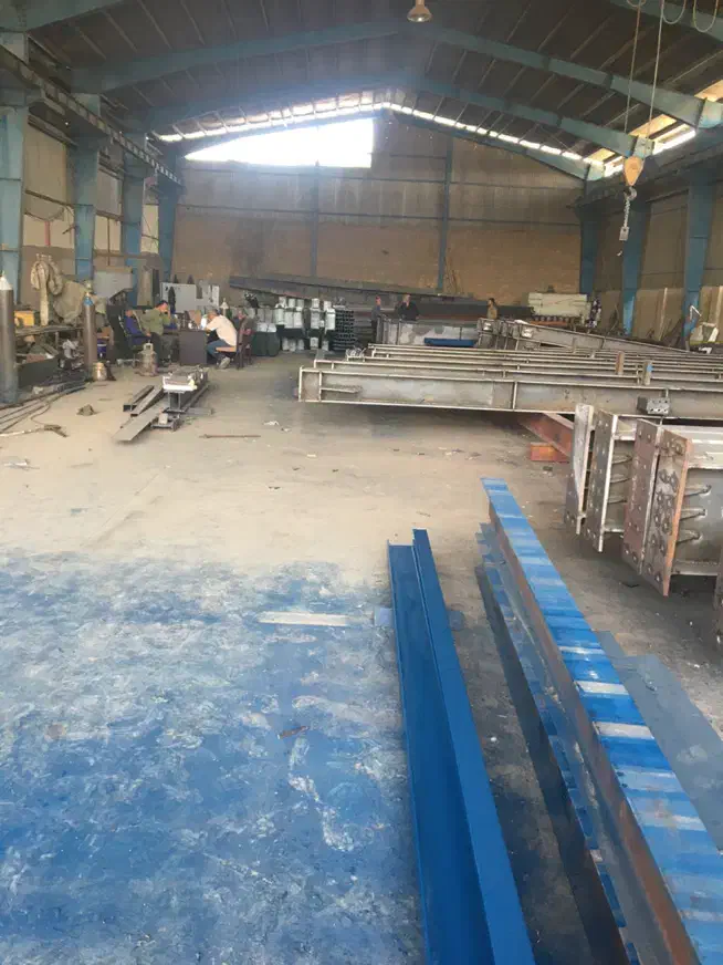 ساخت انواع سازه های بتنی ، اسکلت فلزی، سوله ، |خدمات پیشه و مهارت|تهران, آجودانیه|دیوار