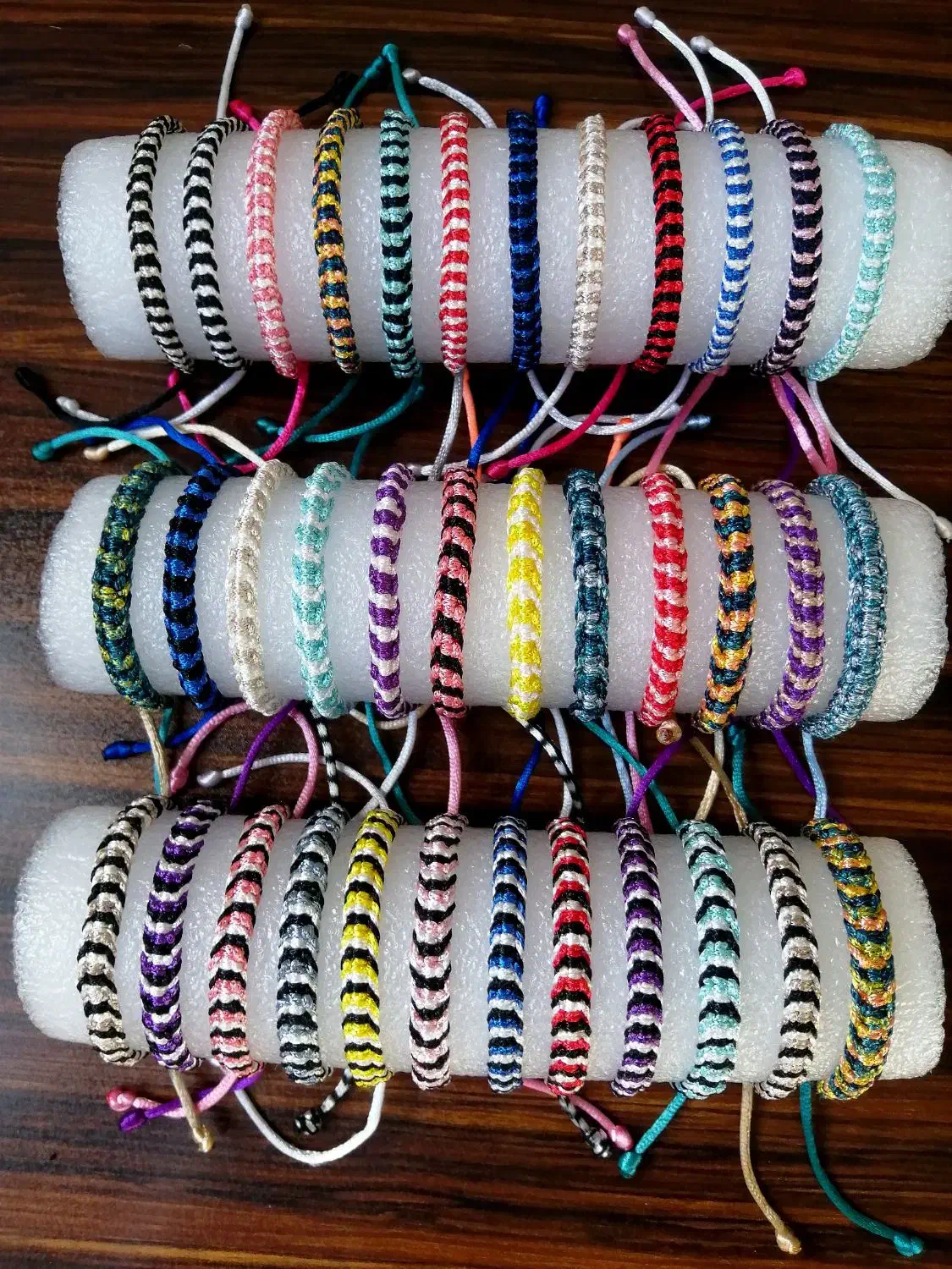 دستبند/ بافت نخی، مهره ای، کریستالی،مرواریدی عمده|بدلیجات|ری, شهید غیوری (ابن باویه)|دیوار