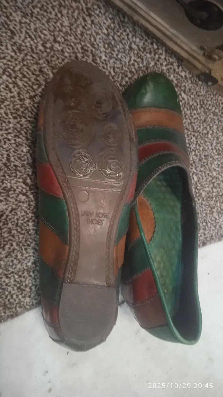 عکس لیدی رز 38|کیف، کفش، کمربند|پردیس, فاز ۱۱|دیوار