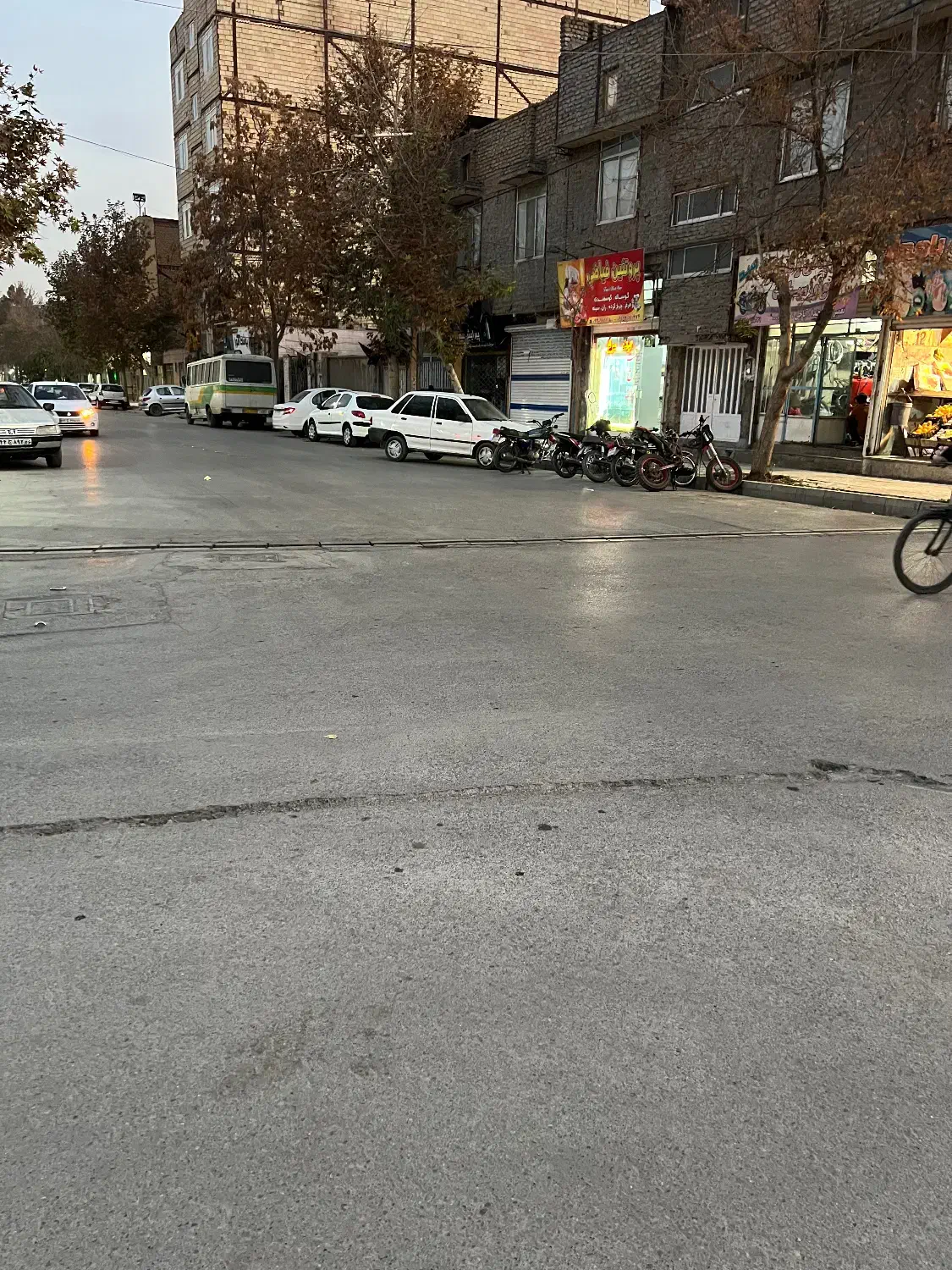 بلوارتون توس۷۹،۸۵،۷۵،۷۵مغازه نبش خیابان۲۰متری|فروش مغازه و غرفه|مشهد, مشهدقلی|دیوار