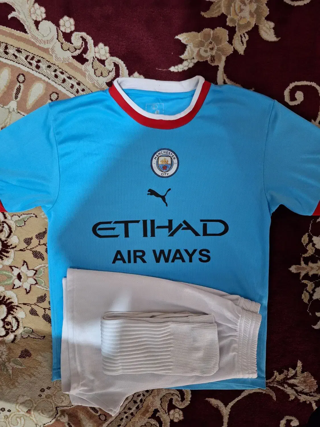 لباس فوتبال نو|لباس|قدس, شهرقدس|دیوار