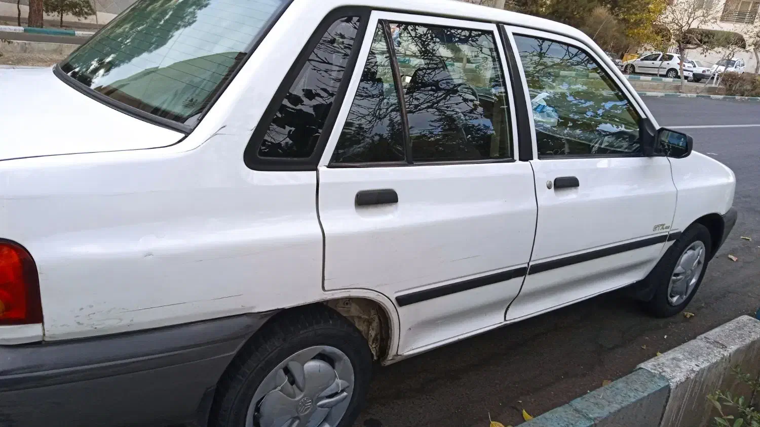 پراید سفید مدل ۸۲|خودرو سواری و وانت|تهران, بهاران|دیوار