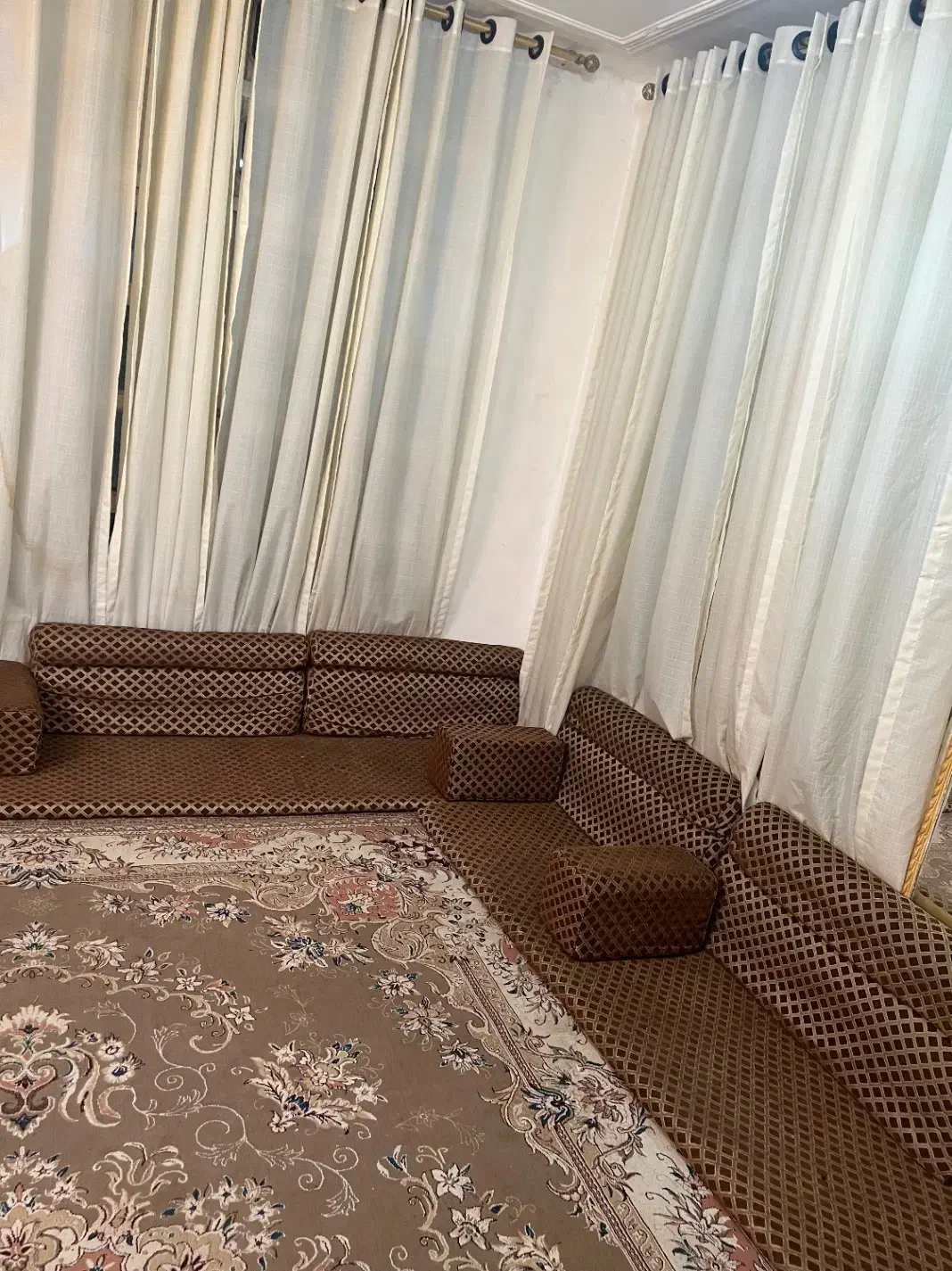 مقاعد مضیف|پشتی|خرمشهر, |دیوار