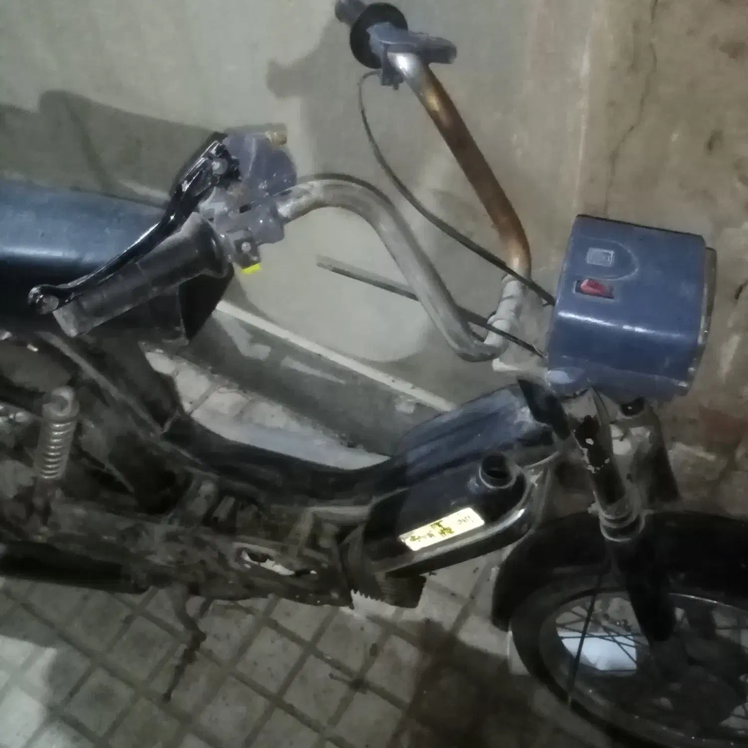 براوو نیاز به سیم کشی|موتورسیکلت|شاهینشهر, عطار|دیوار