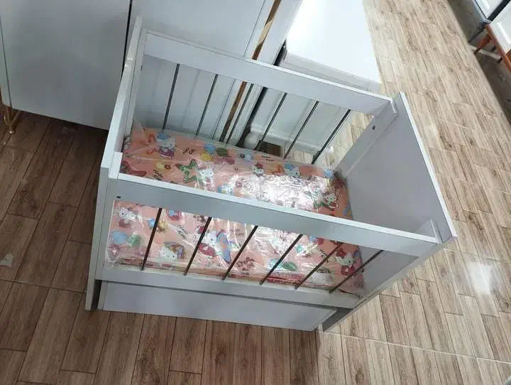 گهواره|تخت و سرویس خواب|جوانرود, |دیوار