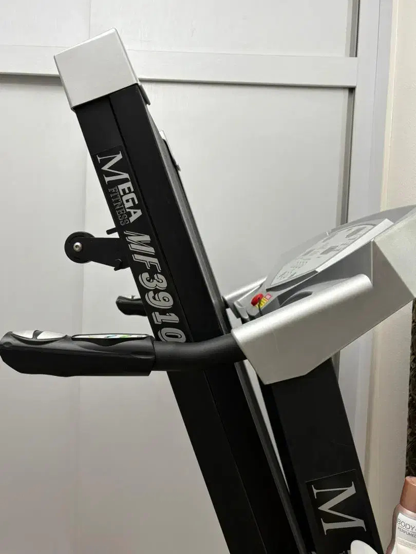 تردمیل مگافیتنس اصل تایوان|تجهیزات ورزشی|شاهین‌شهر, عطار|دیوار
