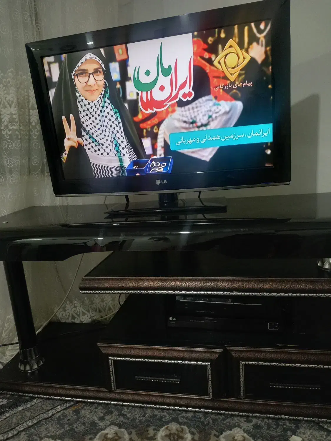 تلویزیون ۳۲ ال‌جی فروشی|تلویزیون و پروژکتور|مشهد, خواجه ربیع|دیوار