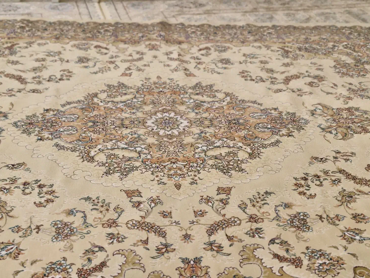 فرش ۹ متری ۷۰۰ شانه|فرش|کرج, کیانمهر|دیوار