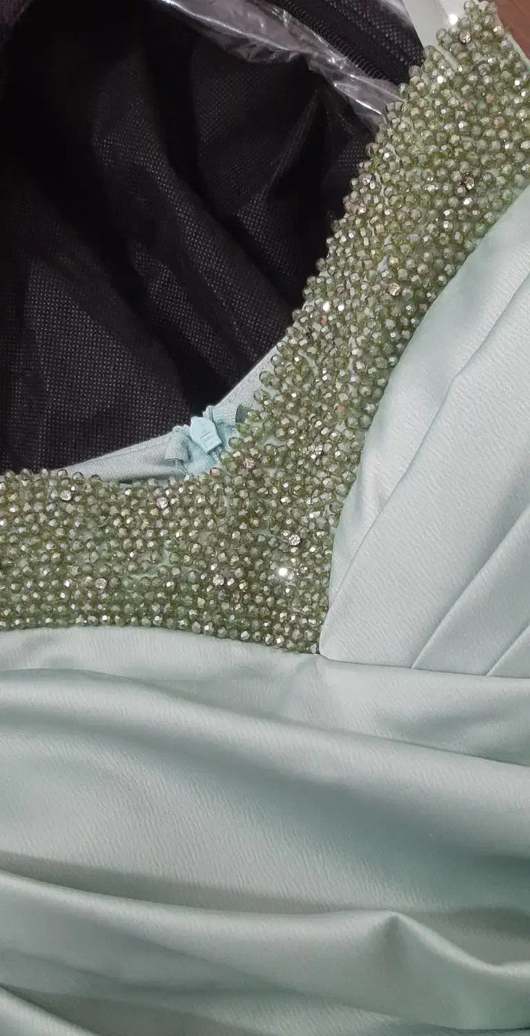 لباس مجلسی|لباس|گلستان (تهران), |دیوار