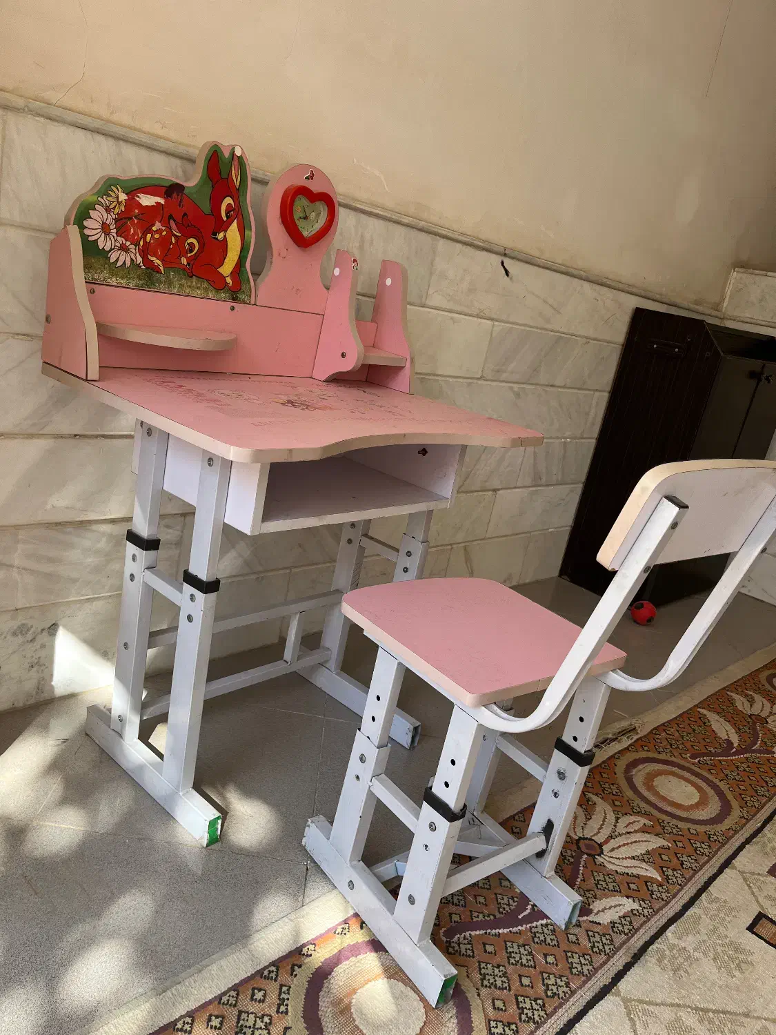 میز و صندلی تحریر کودک|تخت و صندلی بچه|کاشان, دانش|دیوار