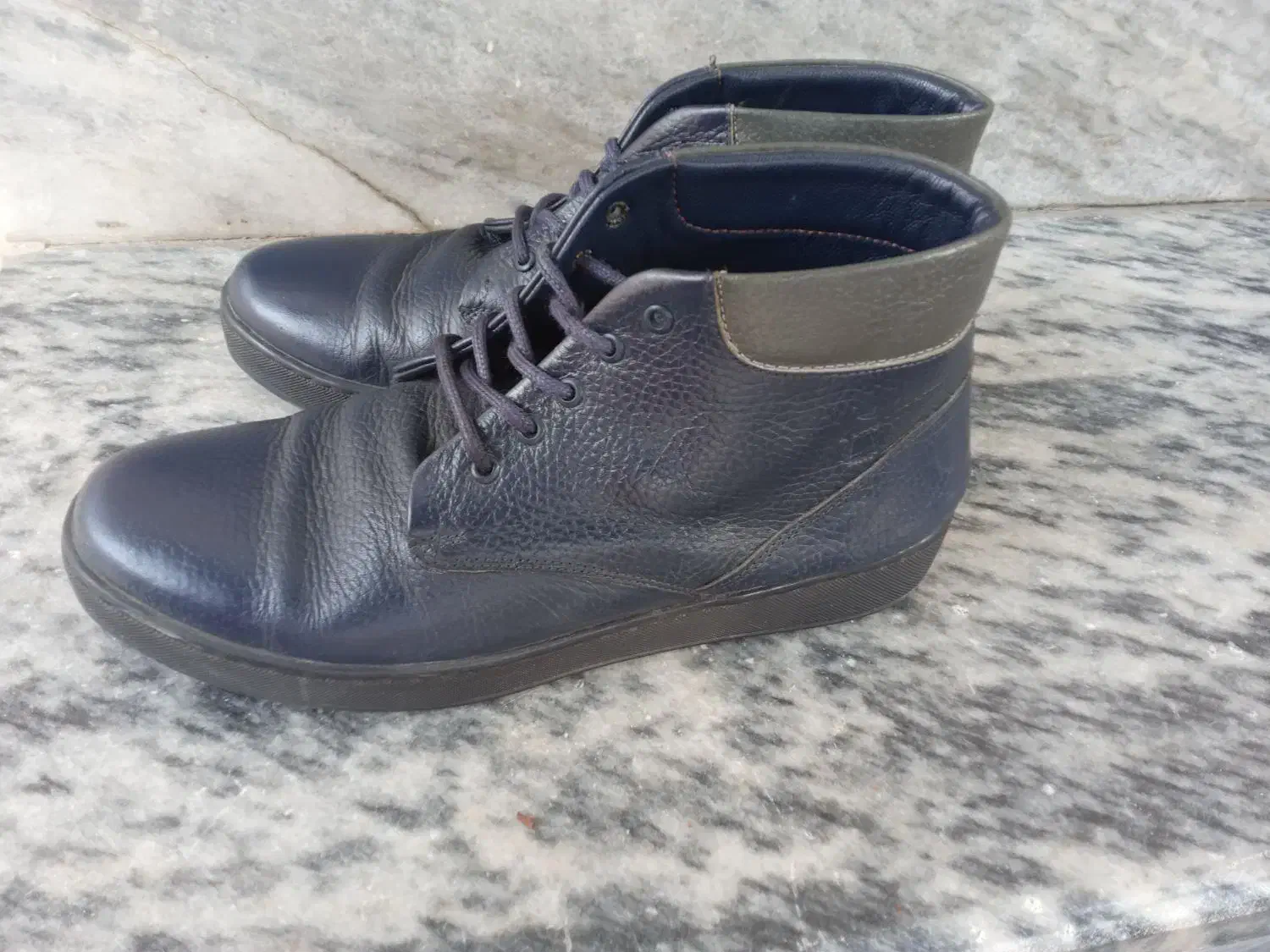 نیم بوت چرم سایز ۳۸|کیف، کفش، کمربند|خرم‌آباد, |دیوار