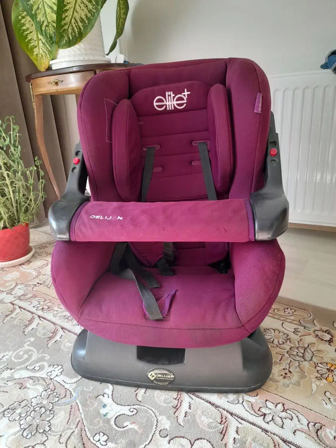 صندلی کودک|تخت و صندلی بچه|سهند, |دیوار