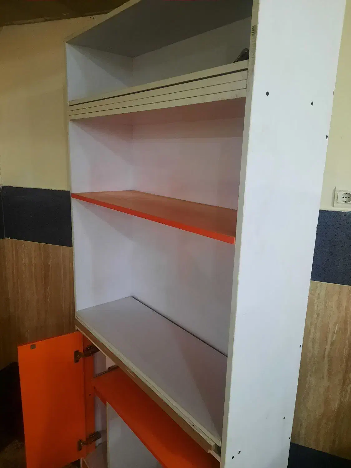 میز کامپیوتر و جا کتابی|میز تحریر و کامپیوتر|قم, باغ پنبه|دیوار