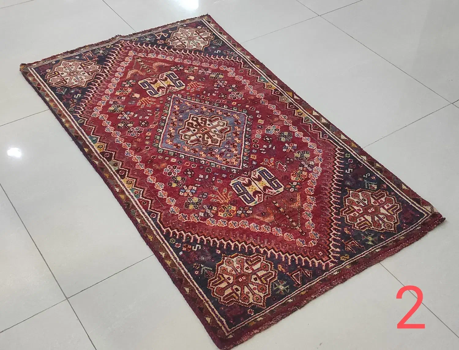 فرش های یک و نیم متری دستباف در انواع طرح ها|فرش|کرمانشاه, |دیوار