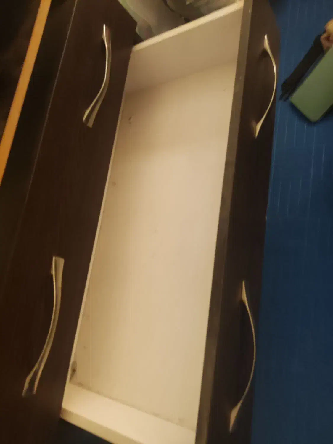 کتابخانه دراور|کتابخانه، شلف، قفسههای دیواری|شیراز, فخرآباد (دروازه کازرون)|دیوار