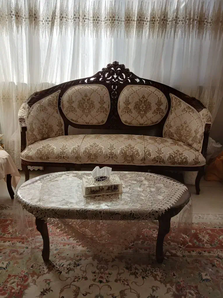 مبل تمیز و نو ۹ نفره|مبلمان خانگی و میز عسلی|تهران, ائمه اطهار|دیوار