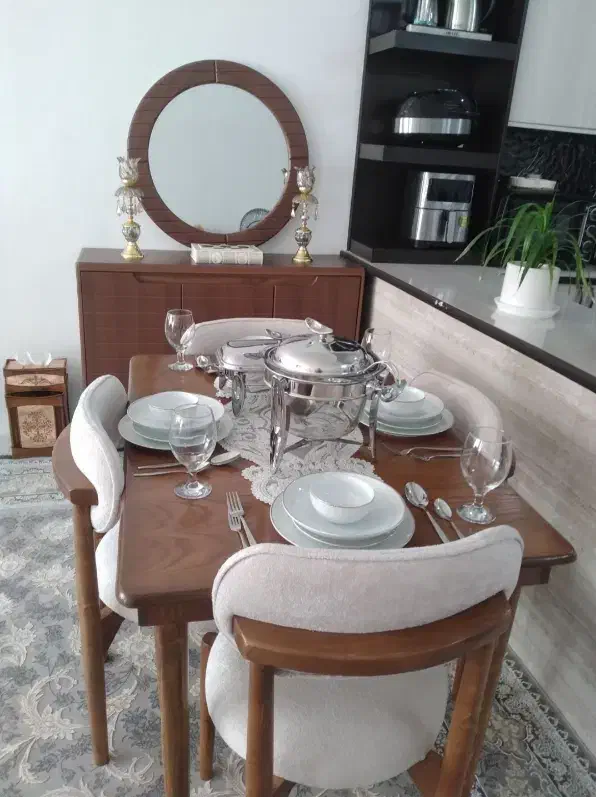 نهار خوری مینی‌مال و فلامینگو|میز و صندلی غذاخوری|مشهد, گرجی علیا|دیوار