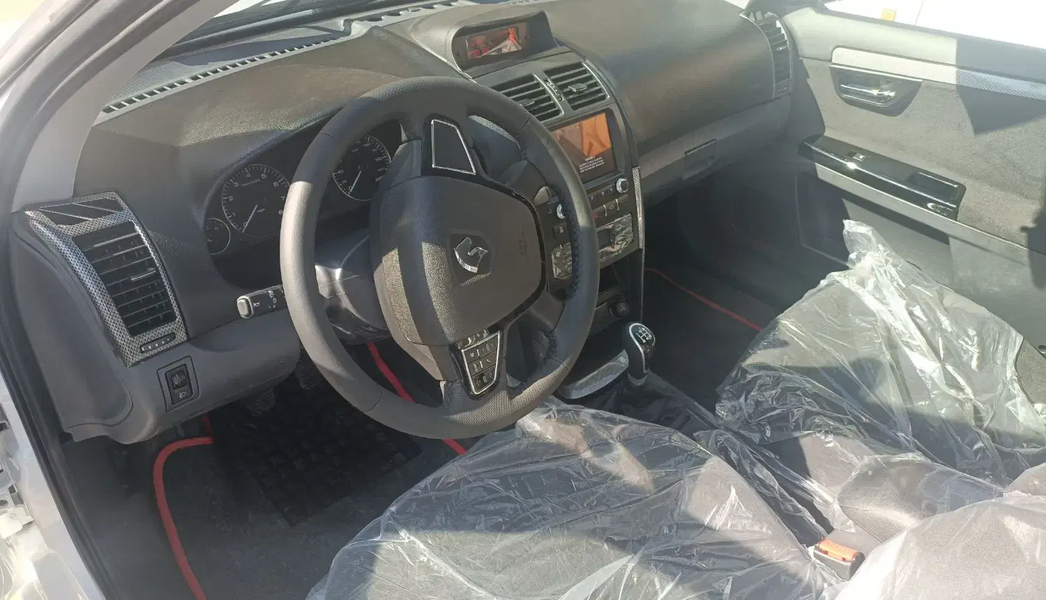 سورن پلاس xu7p ۱۴۰۴|خودرو سواری و وانت|ساوه, |دیوار