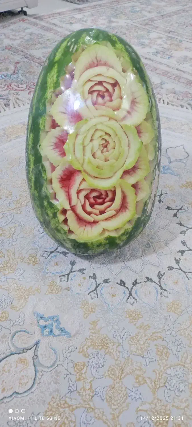 حکاکی کدو و هندوانه میوه ارای و بادکنک ارایی|خدمات پذیرایی، مراسم|مشهد, ایثارگران|دیوار